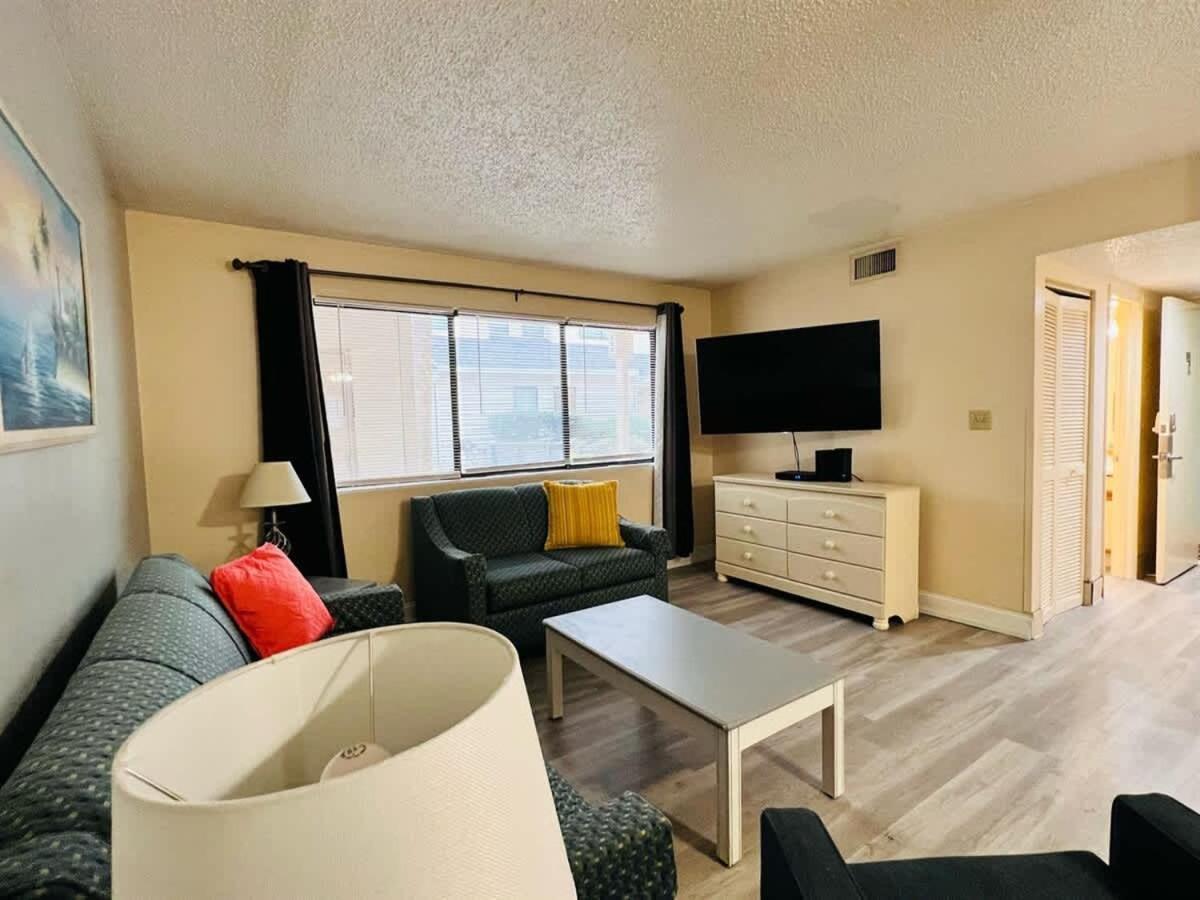 *A Family Retreat*Pool*Steps To The Beach*Approved Dogs*D18-9 Myrtle Beach Zewnętrze zdjęcie
