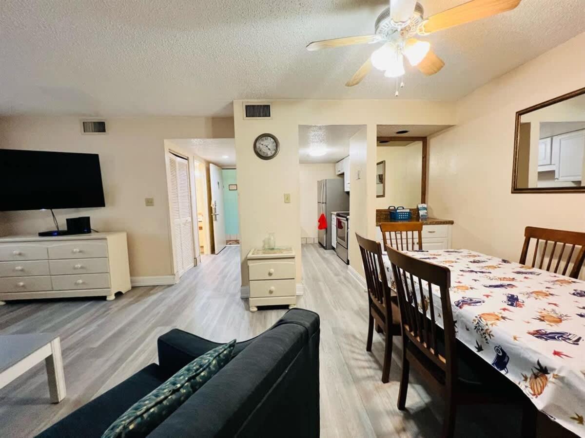*A Family Retreat*Pool*Steps To The Beach*Approved Dogs*D18-9 Myrtle Beach Zewnętrze zdjęcie